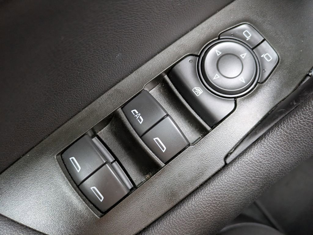 Used 2025 Chevrolet Blazer LT image 24