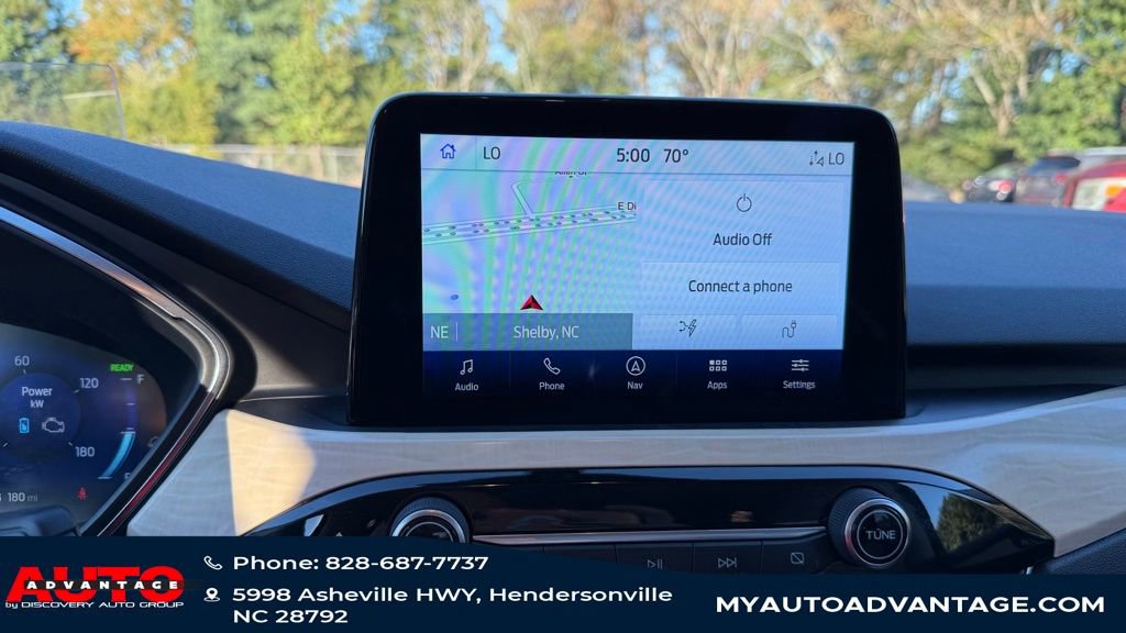 Used 2022 Ford Escape Titanium w/ Titanium Premium Package image 17