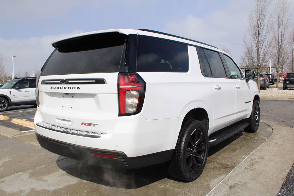 Used 2021 Chevrolet Suburban RST image 7