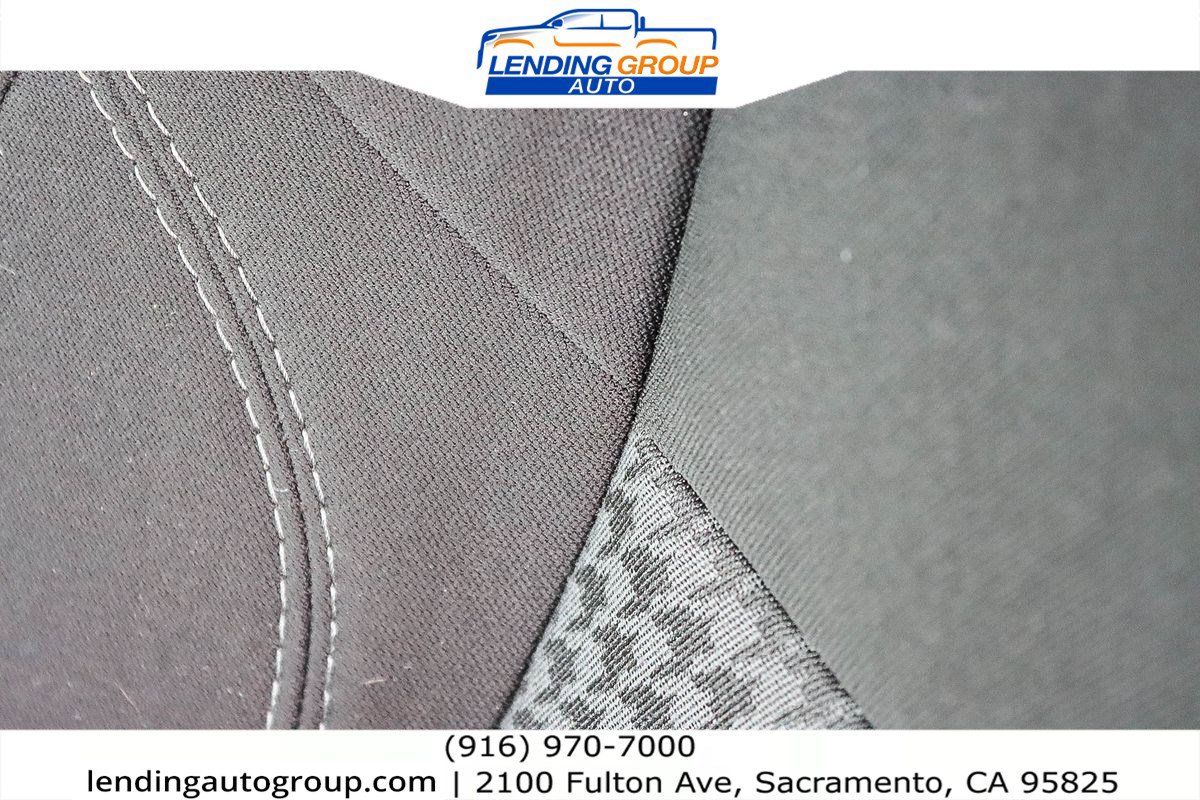 Used 2018 Dodge Challenger SXT w/ Blacktop Package image 24