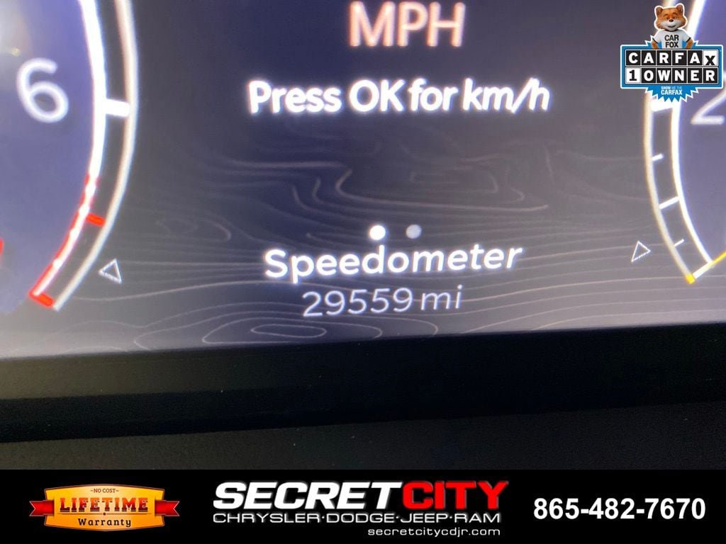 Used 2023 Jeep Grand Cherokee Altitude AWD/4WD image 17