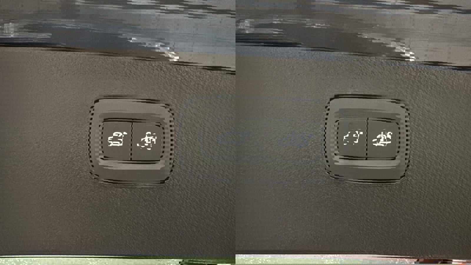 New 2026 Volvo XC90 B6 Plus image 32