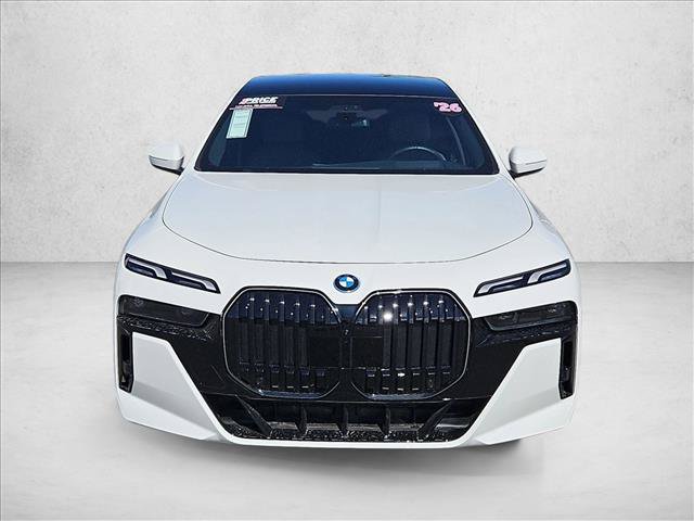 Used 2026 BMW 750e xDrive AWD/4WD image 2