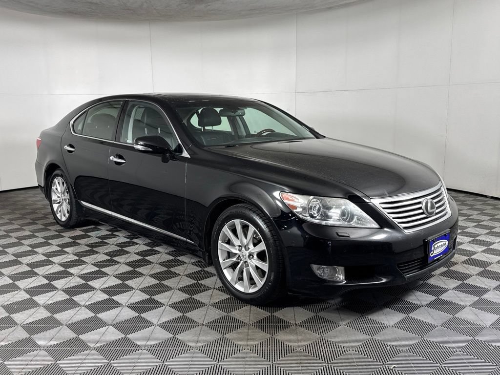 Used 2011 Lexus LS 460 AWD w/ Luxury Value Edition image 3