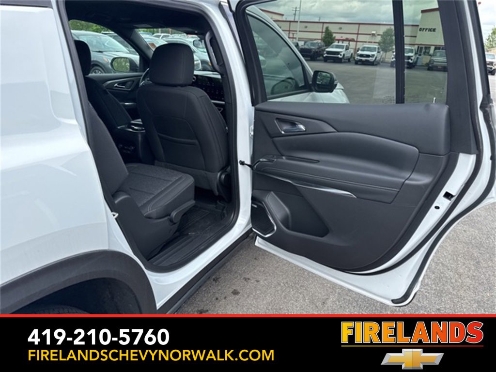 New 2025 Chevrolet Traverse LT w/ Enhanced Driving Package image 42