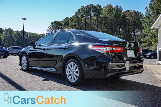 Used 2018 Toyota Camry LE w/ Moonroof Package FWD image 13
