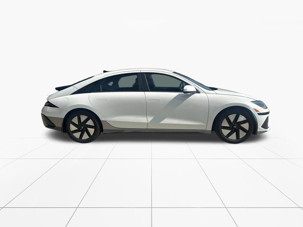 Used 2024 Hyundai Ioniq 6 SE RWD image 9