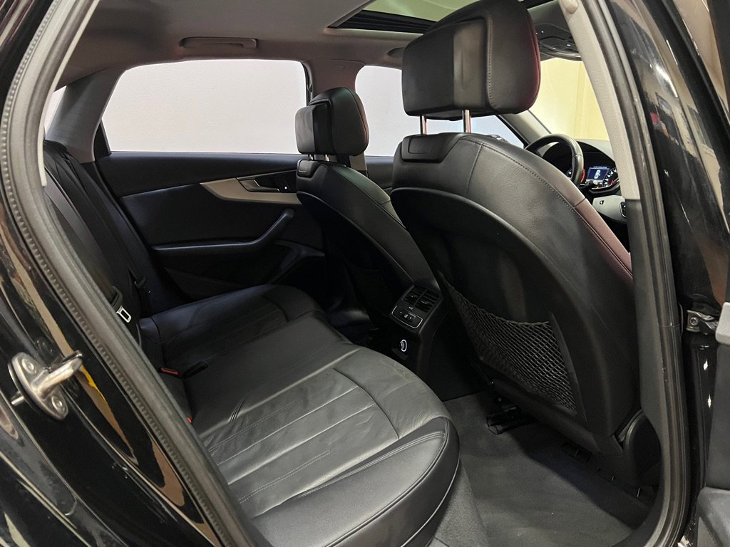 Used 2018 Audi A4 2.0T Ultra Premium image 32