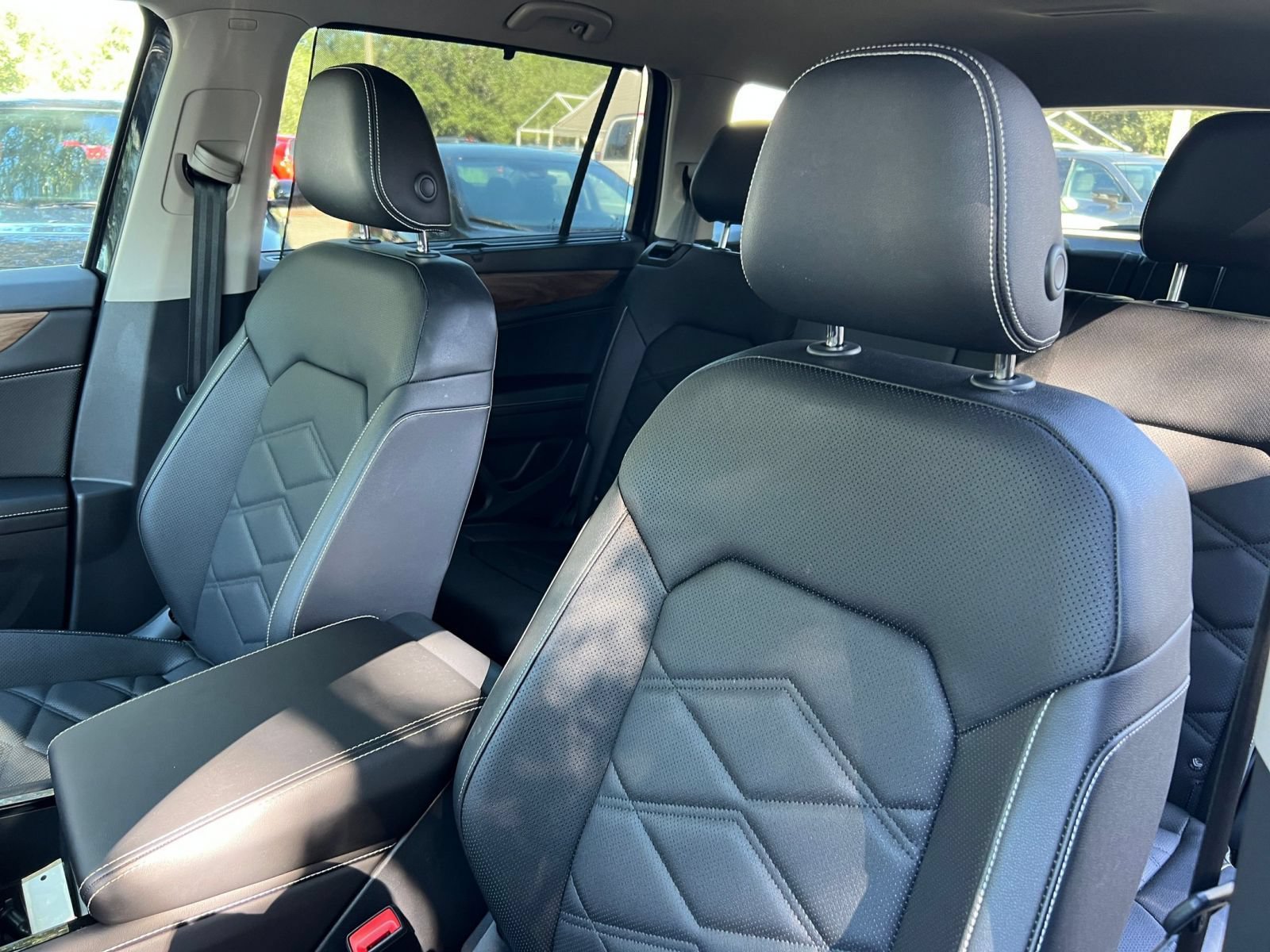 Used 2026 Volkswagen Atlas SE FWD image 38