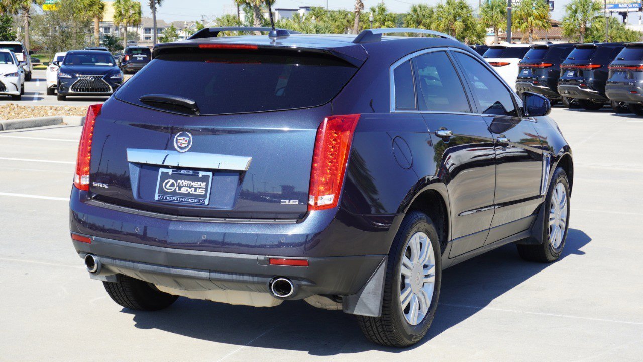 Used 2015 Cadillac SRX Luxury w/ Driver Awareness Package image 6