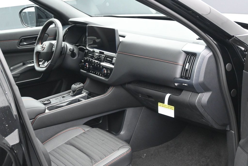 New 2026 Nissan Pathfinder Rock Creek w/ Rock Creek Premium Package AWD/4WD image 6