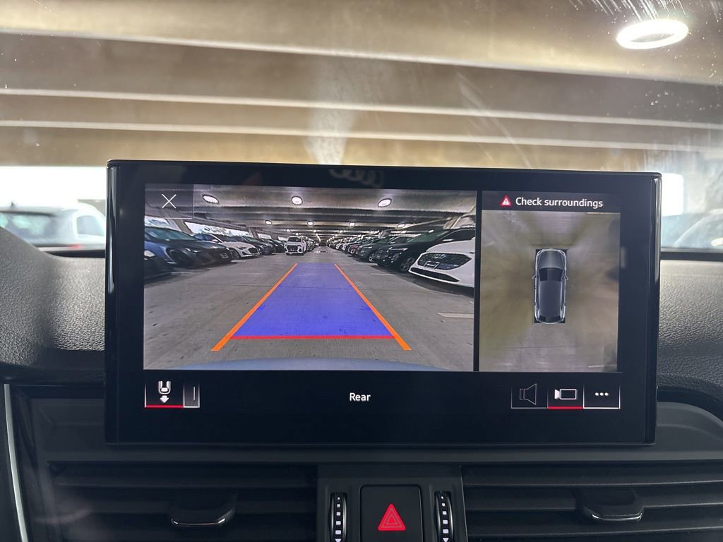 Used 2025 Audi SQ5 Premium Plus w/ Premium Plus Package image 22