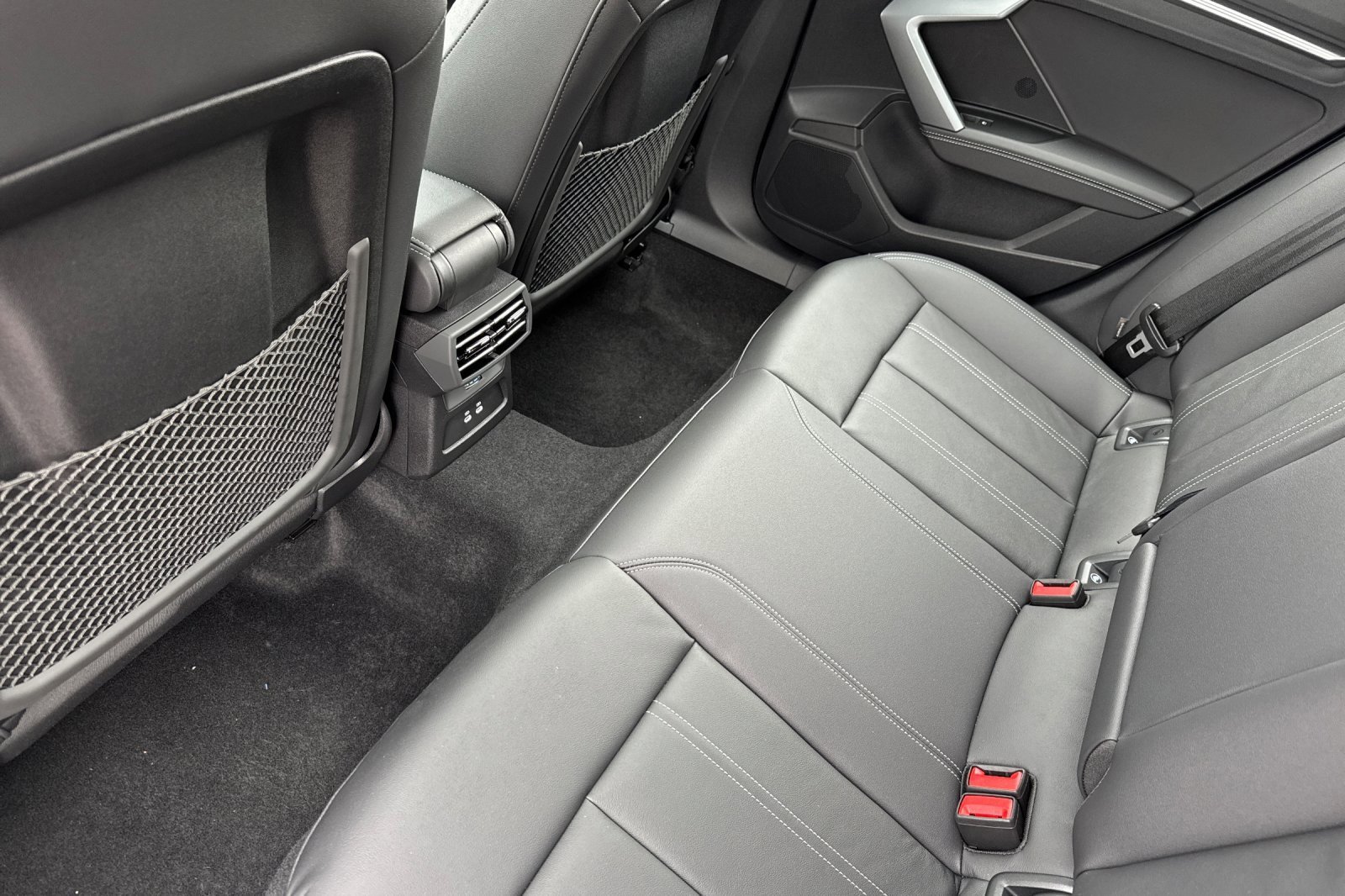 New 2026 Audi A3 2.0T Premium image 9