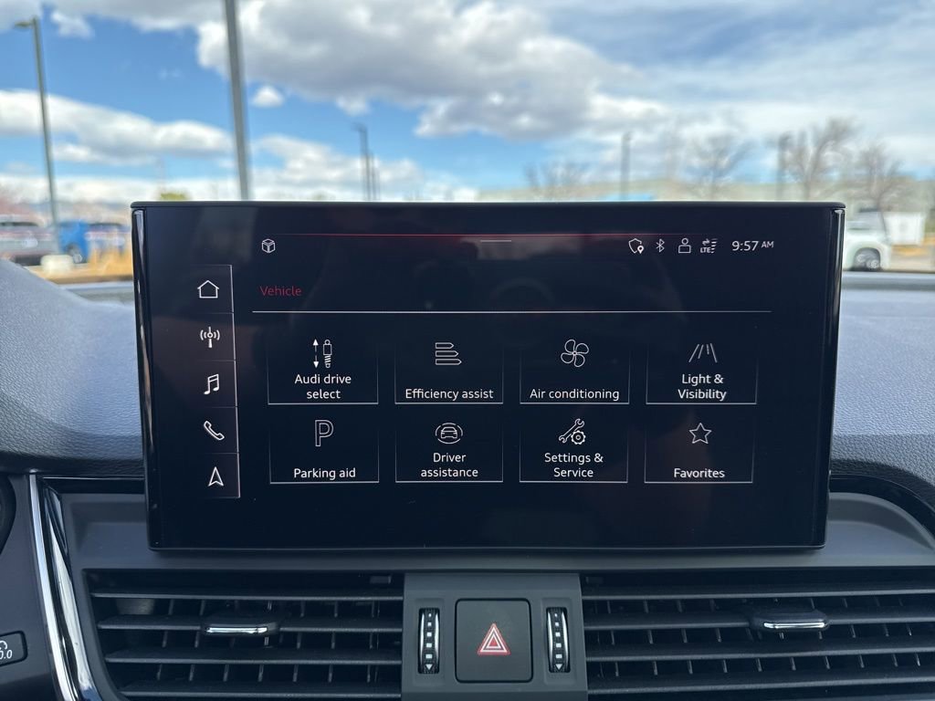 Used 2023 Audi Q5 2.0T Premium w/ Convenience Package image 19