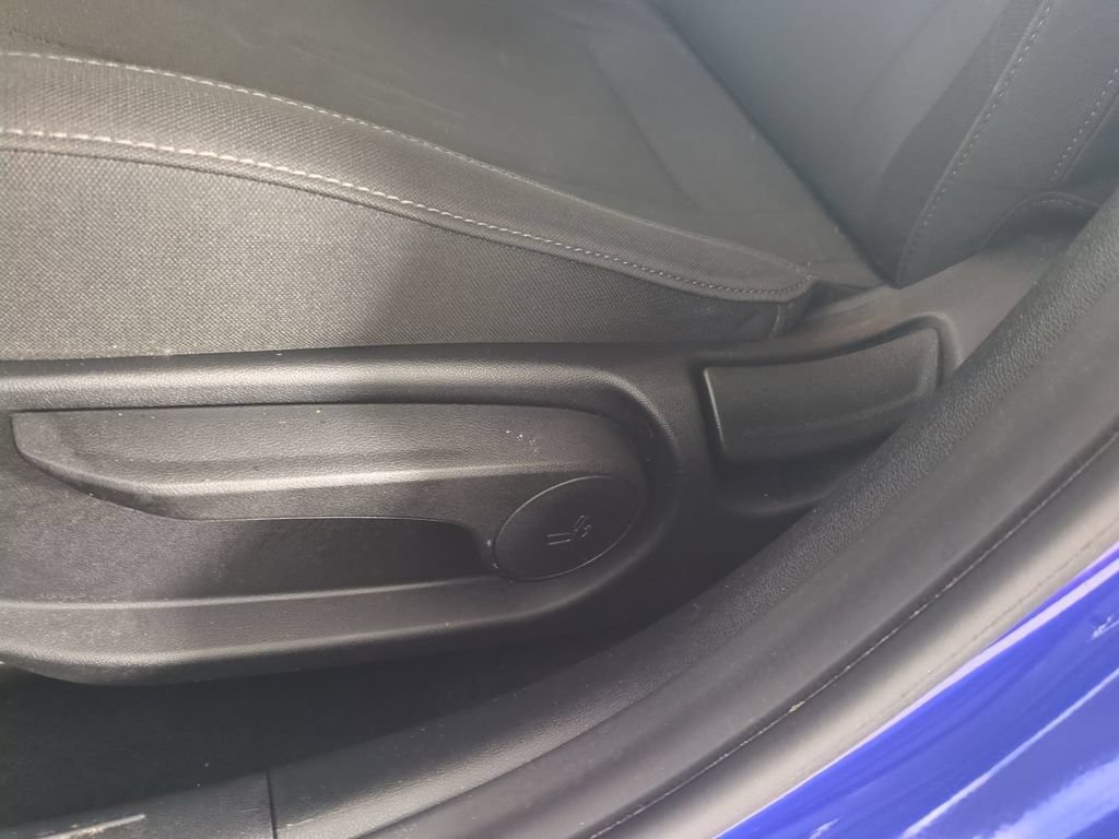 Used 2023 Hyundai Elantra SEL FWD image 20