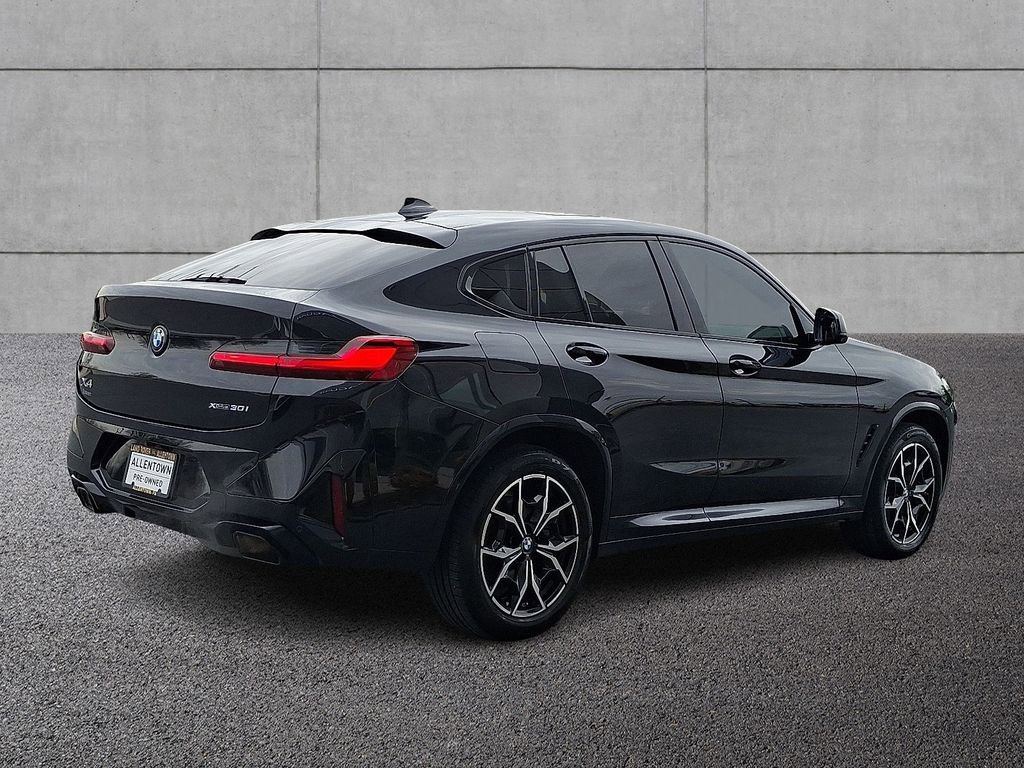 Used 2024 BMW X4 xDrive30i w/ Premium Package image 4