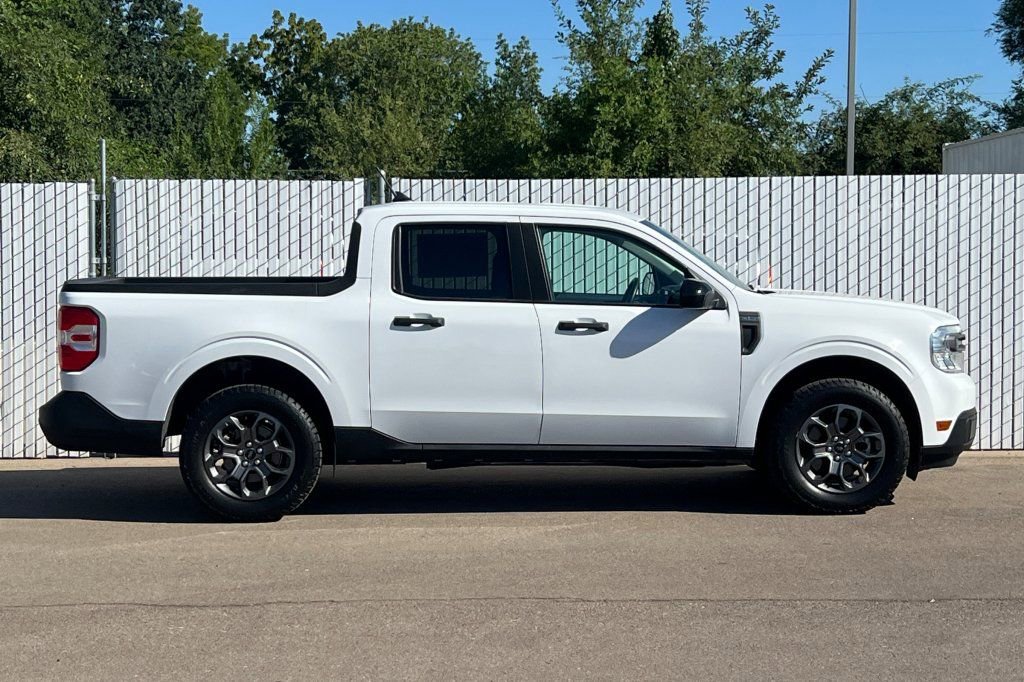 Used 2024 Ford Maverick XLT w/ XLT Luxury Package AWD/4WD image 3