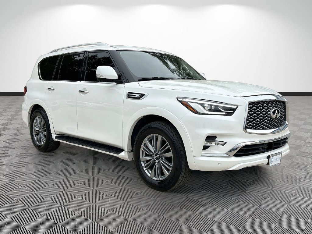 Used 2022 INFINITI QX80 Luxe w/ Cargo Package AWD/4WD image 2