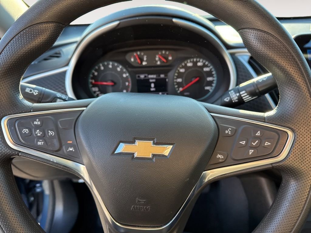 Used 2024 Chevrolet Malibu LT image 30