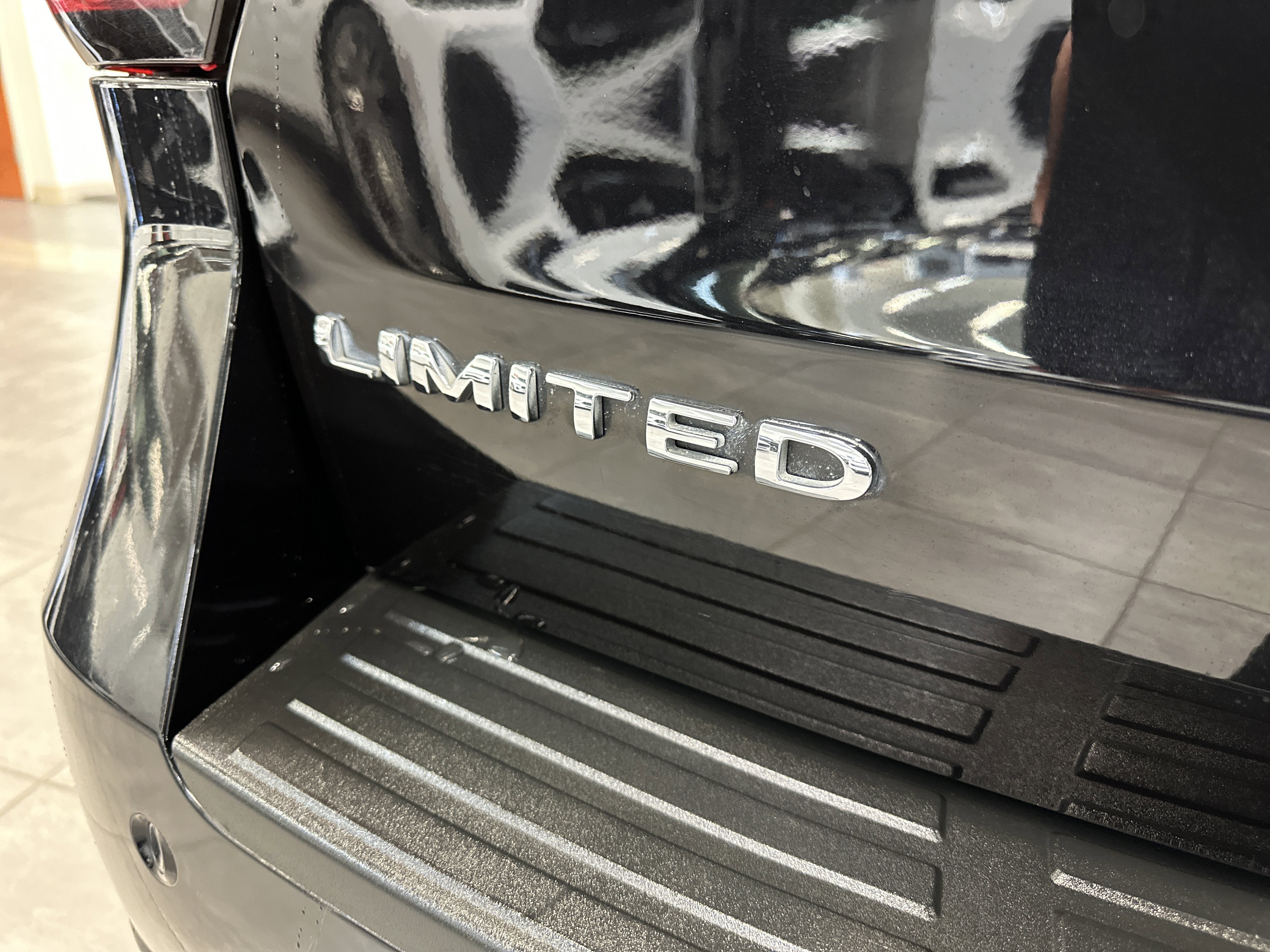 Certified 2022 Ford Expedition Max Limited image 12