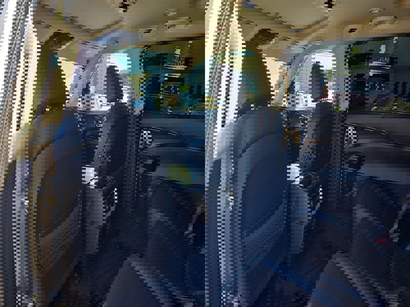 Certified 2025 Kia Carnival SX w/ SX Dark Edition Package image 16