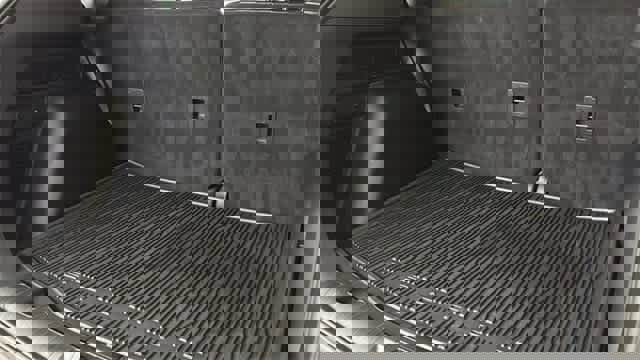 Used 2024 Ford Escape Platinum image 27