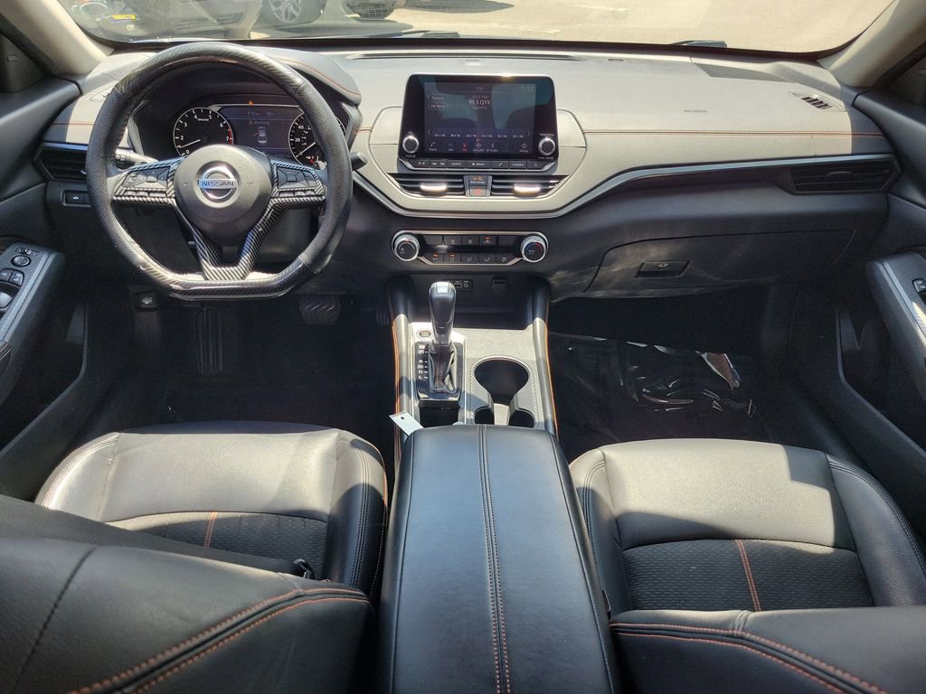 Used 2019 Nissan Altima 2.5 SR FWD image 12