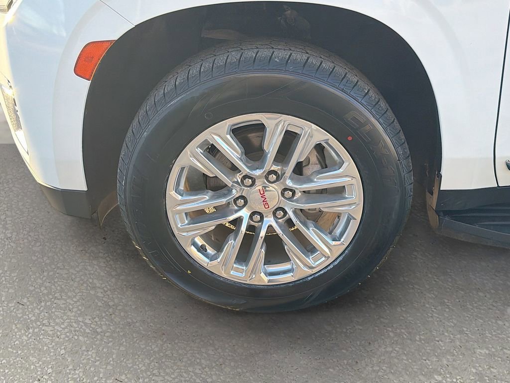 Used 2024 GMC Yukon SLT image 43