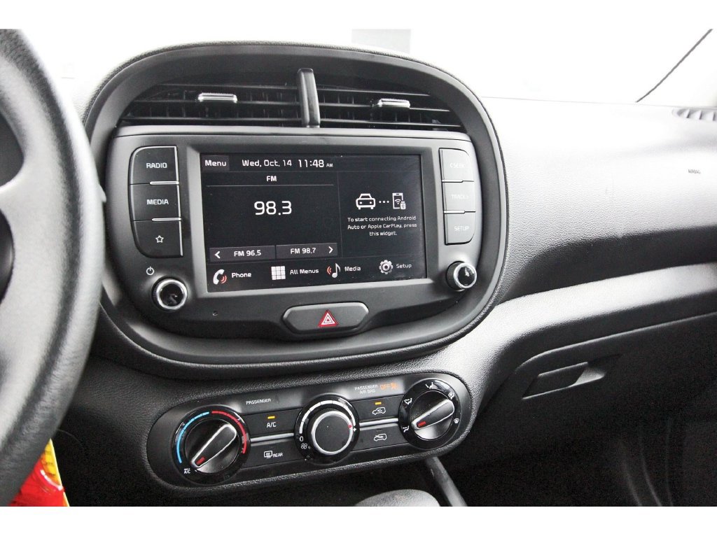 Used 2025 Kia Soul LX w/ LX Technology Package FWD image 28