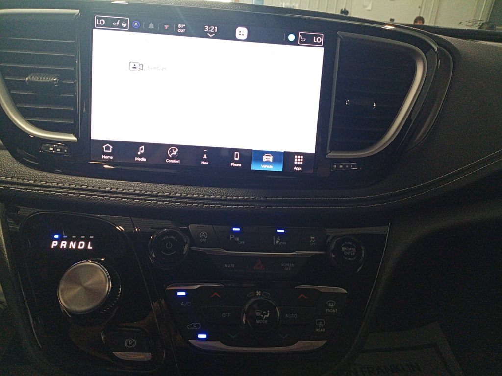 New 2027 Chrysler Pacifica Select w/ Family Tech Group FWD image 18