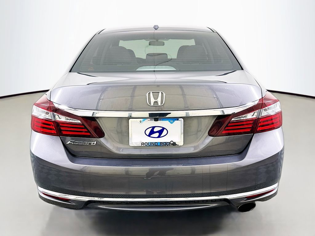 Used 2016 Honda Accord EX image 6