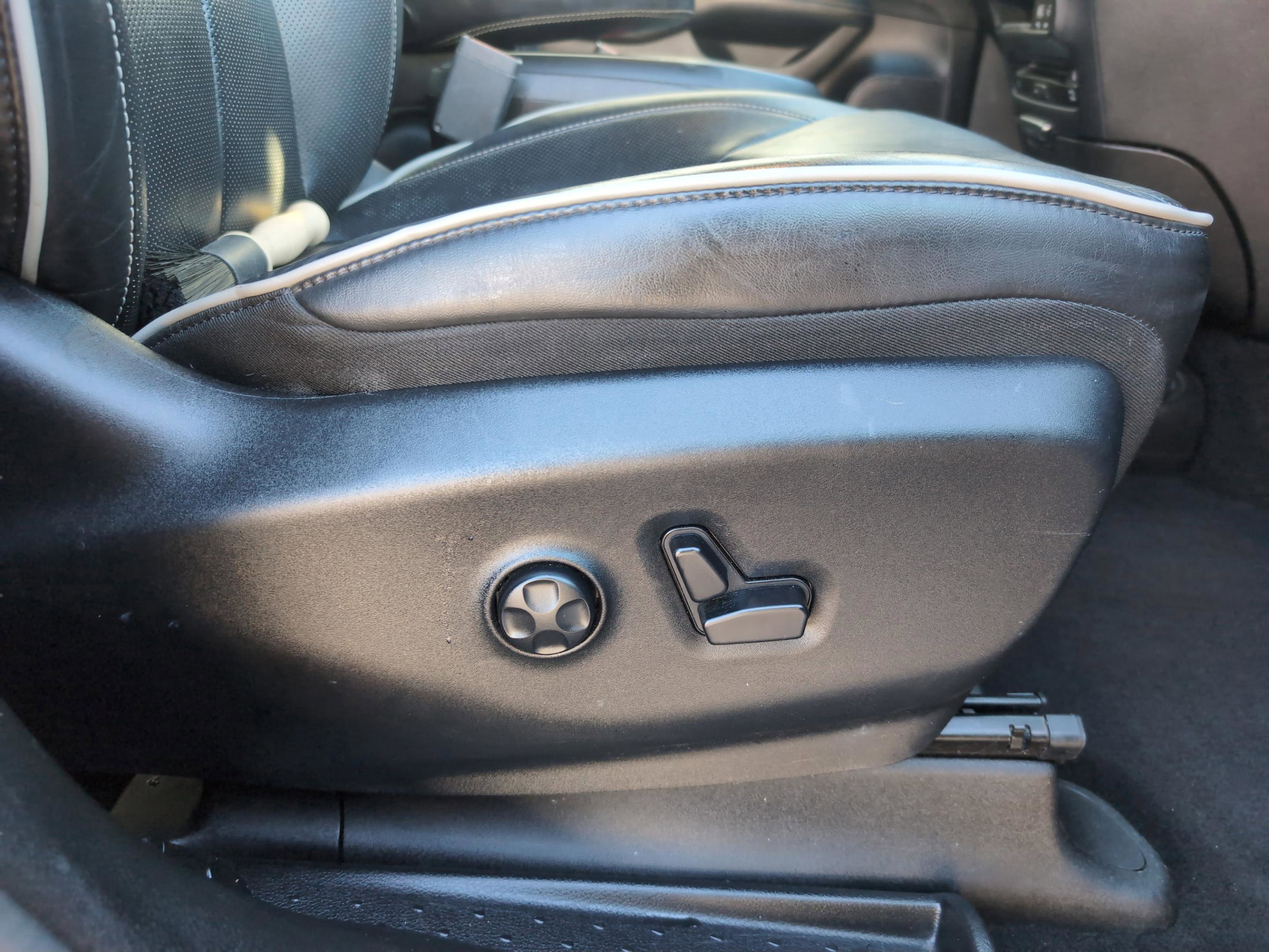 Used 2019 Chrysler Pacifica Limited w/ S Appearance Package image 23