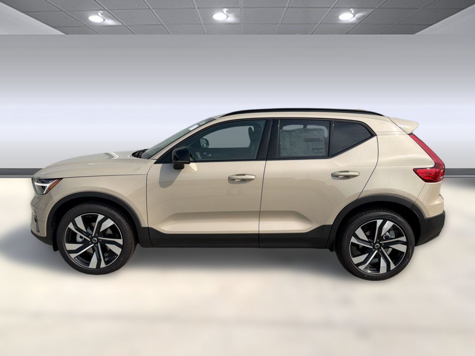 New 2026 Volvo XC40 B5 Ultra w/ Protection Package Premier AWD/4WD video 2