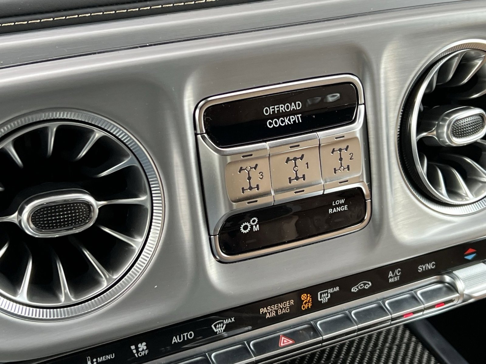 New 2026 Mercedes-Benz G 63 AMG 4MATIC image 34