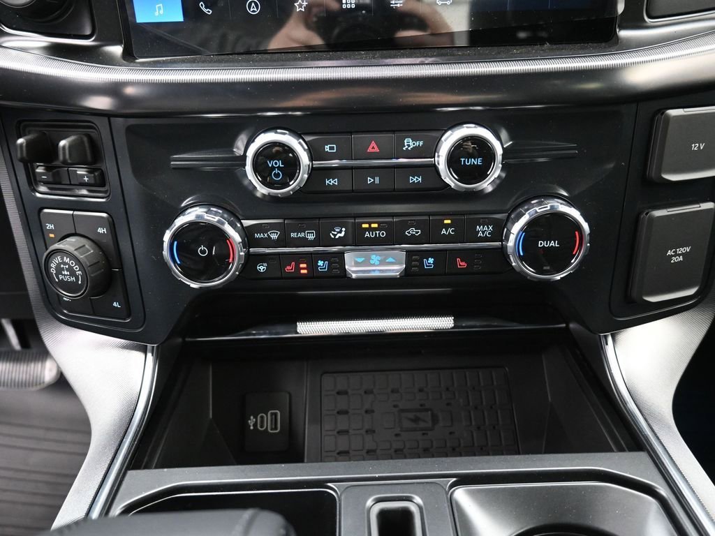 New 2025 Ford F150 Platinum w/ FX4 Off-Road Package AWD/4WD image 9