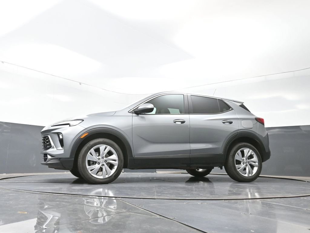Used 2025 Buick Encore GX Preferred image 55