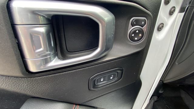 Used 2021 Jeep Wrangler Unlimited Rubicon AWD/4WD image 17