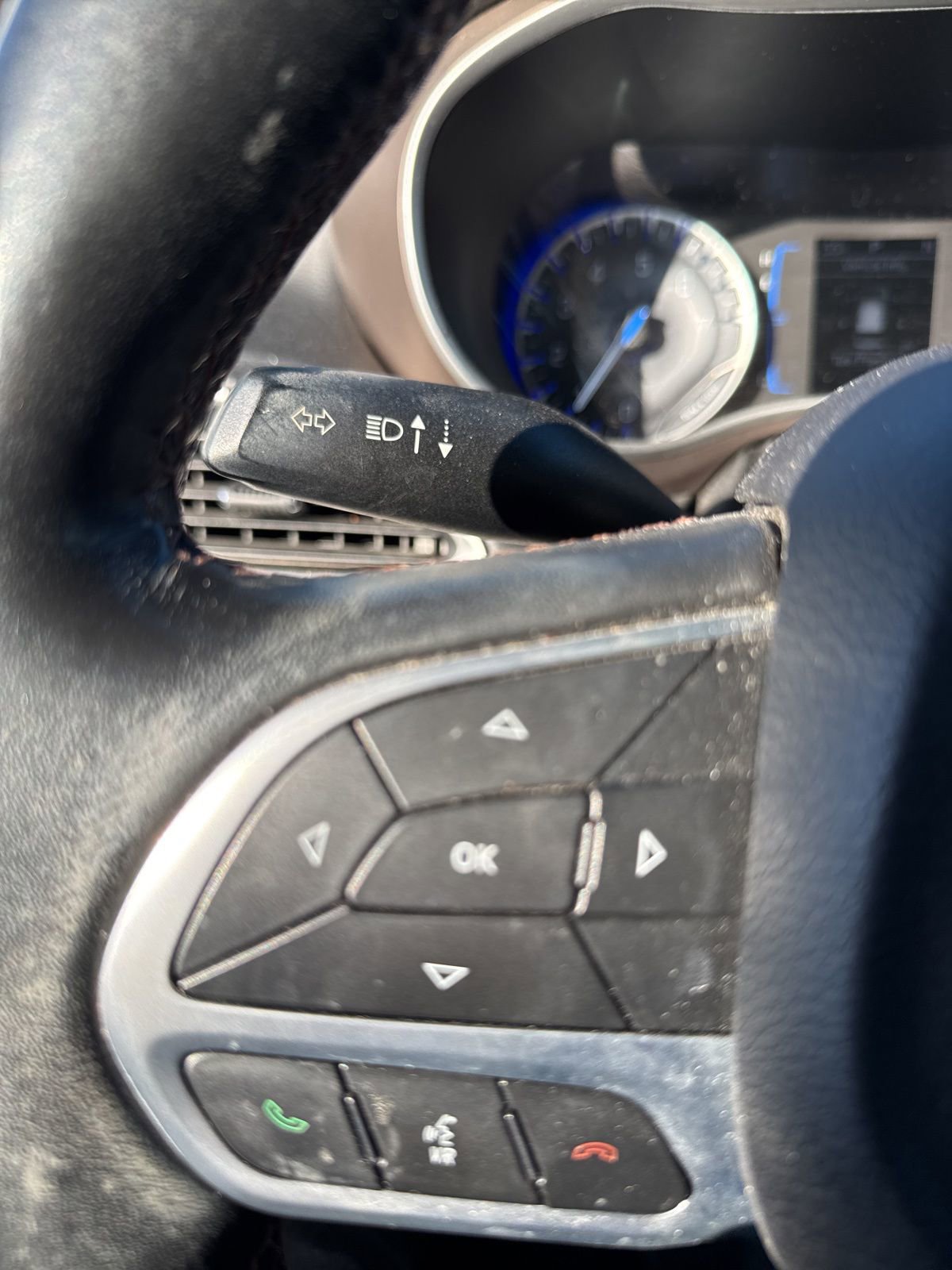 Used 2019 Chrysler Pacifica Touring-L image 15