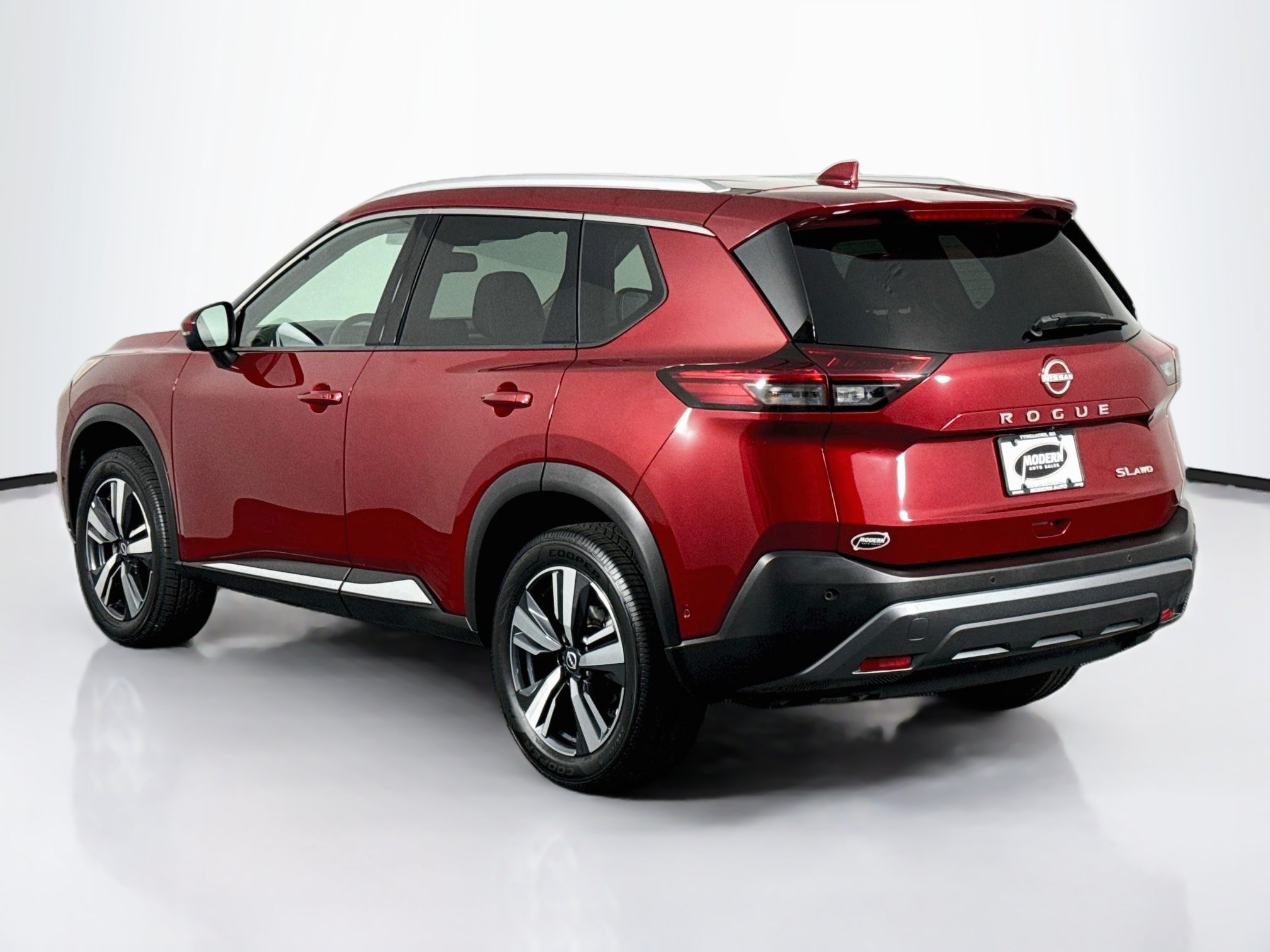 Used 2023 Nissan Rogue SL w/ SL Premium Package AWD/4WD image 13