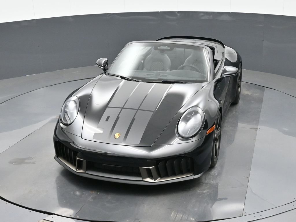 Certified 2026 Porsche 911 GTS RWD image 33