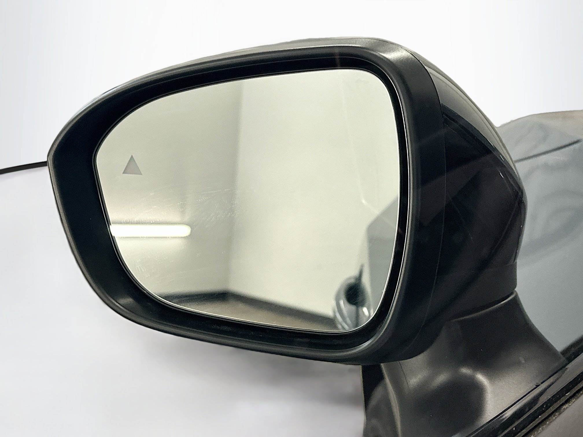 Used 2023 Nissan Ariya AWD image 16