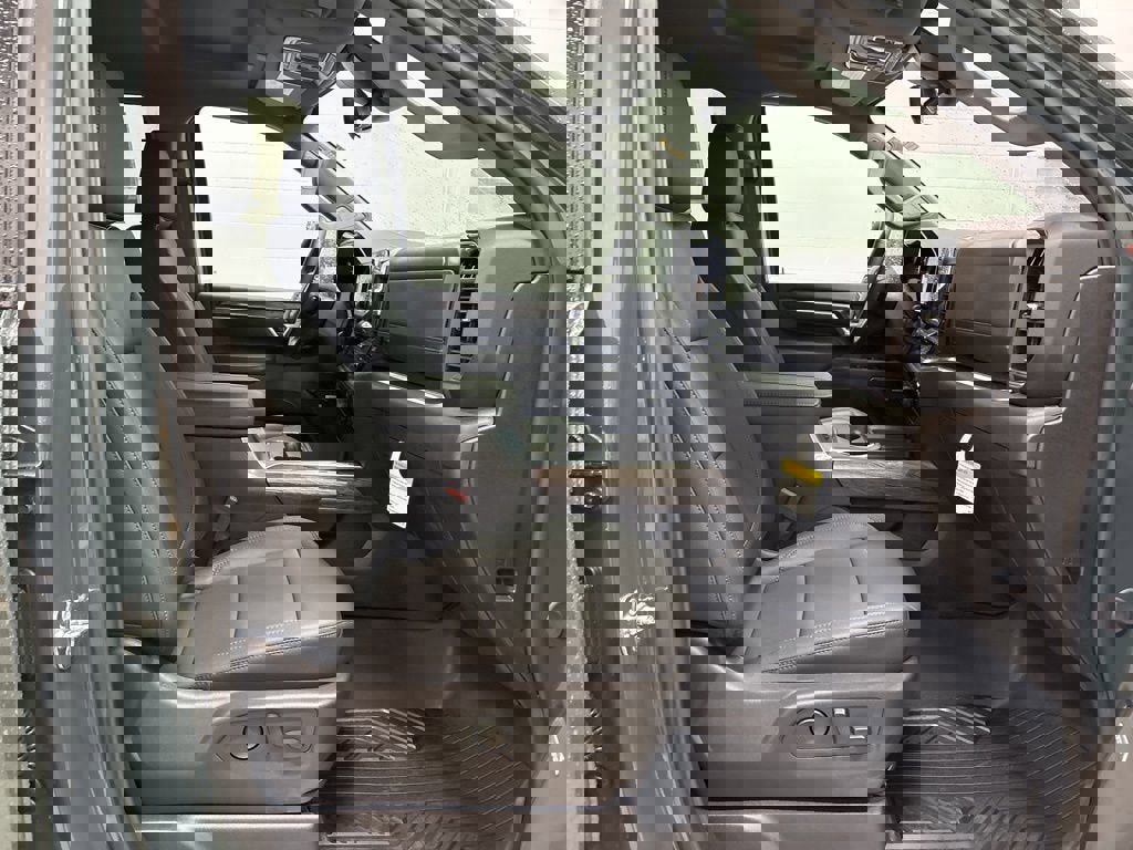New 2026 Chevrolet Silverado 3500 LTZ w/ LTZ Plus Package image 39