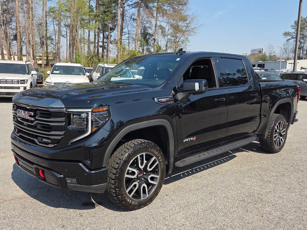 Used 2024 GMC Sierra 1500 AT4 w/ Technology Package image 3