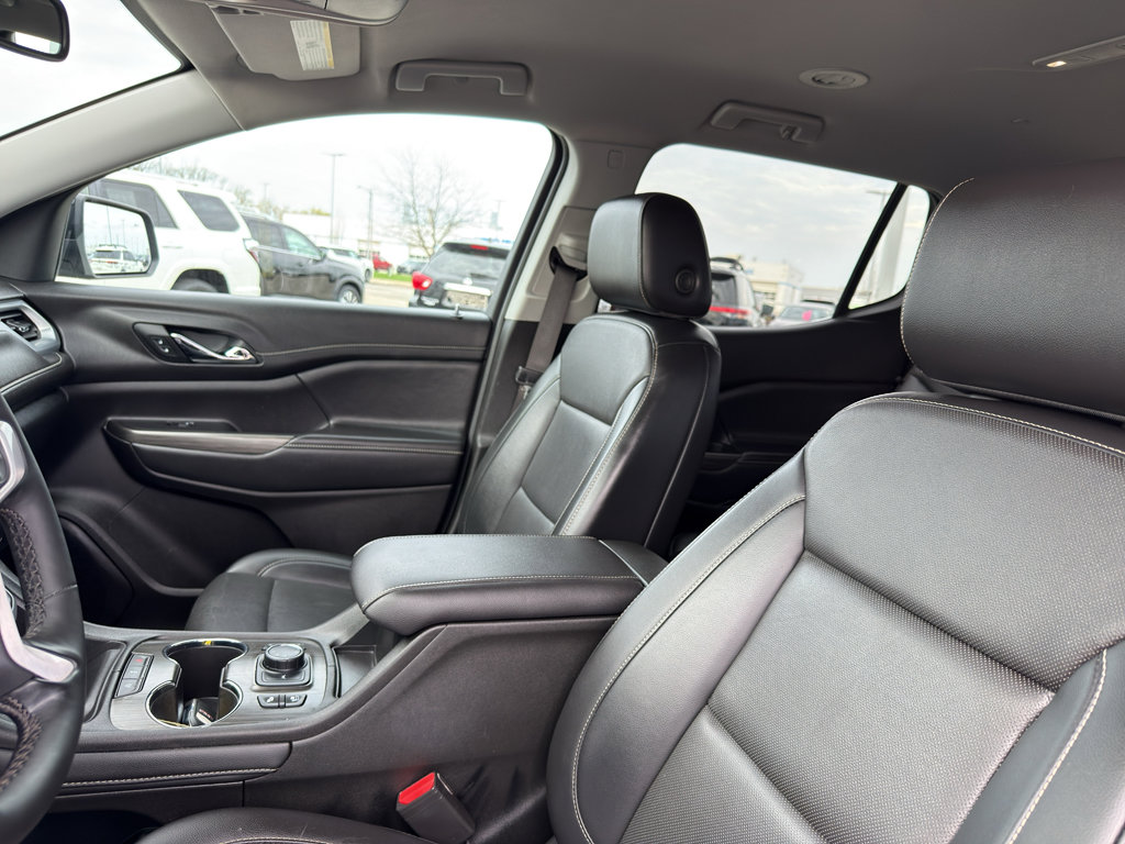 Used 2023 GMC Acadia SLT w/ Preferred Package AWD/4WD image 26