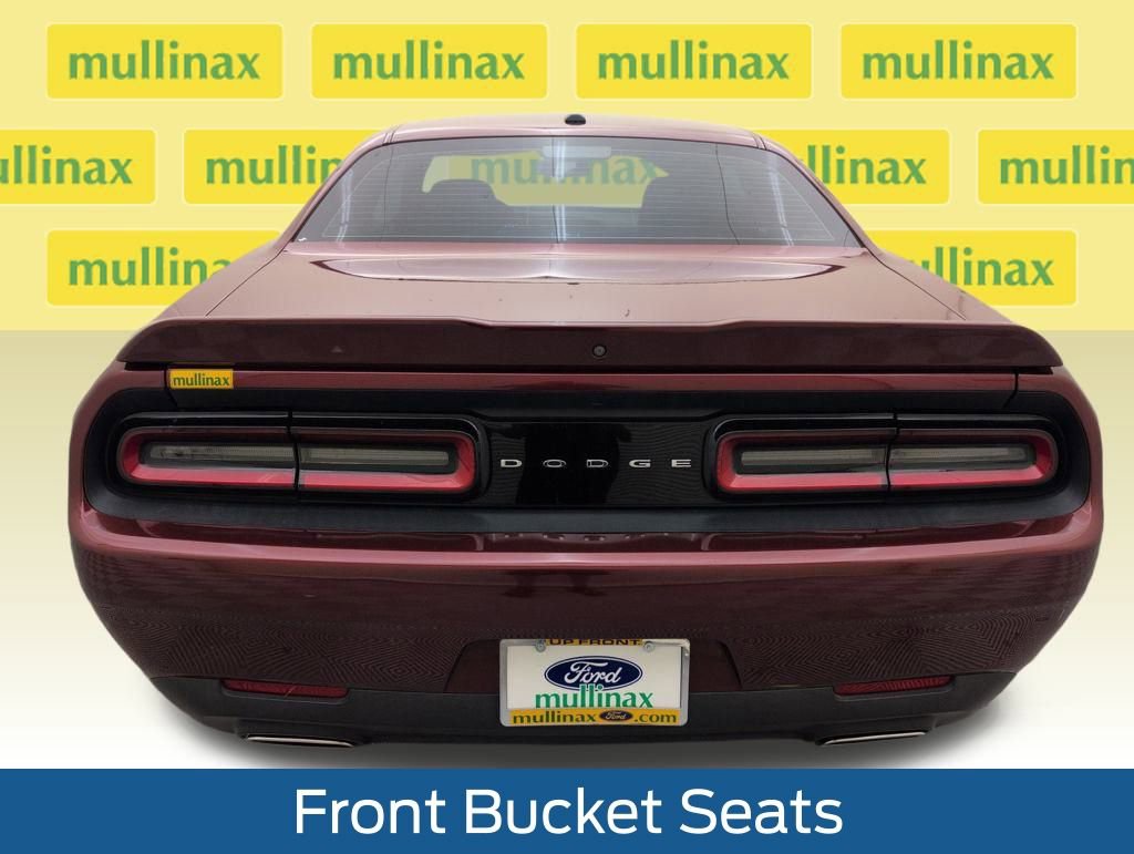 Used 2022 Dodge Challenger SXT image 34