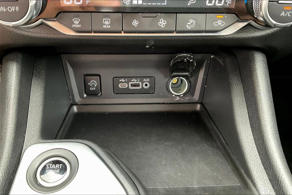 Used 2025 Nissan Sentra SR image 25