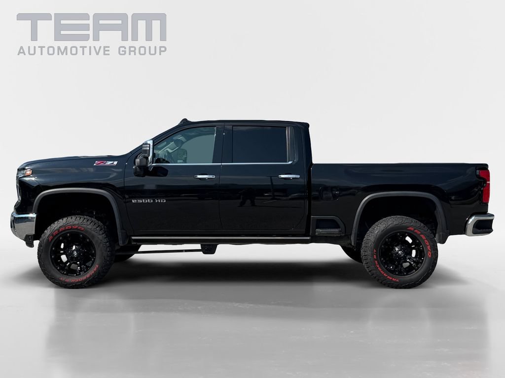 Used 2024 Chevrolet Silverado 2500 LTZ w/ LTZ Premium Package AWD/4WD image 4