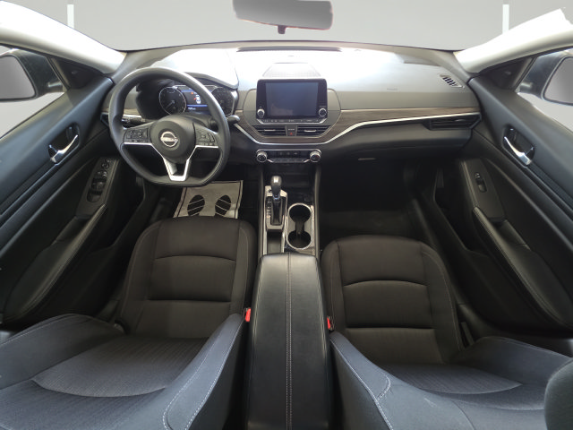 Used 2024 Nissan Altima 2.5 SV FWD image 27