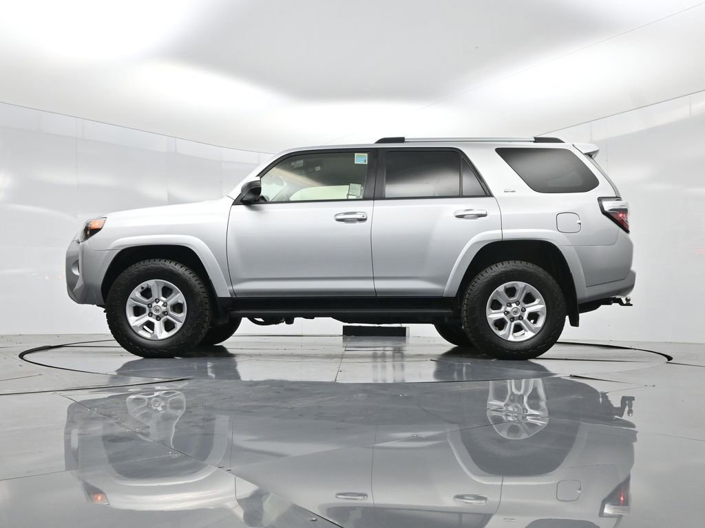 Used 2021 Toyota 4Runner SR5 image 43