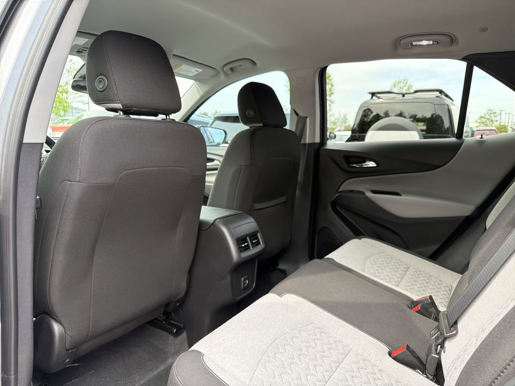 Used 2023 Chevrolet Equinox LS image 12